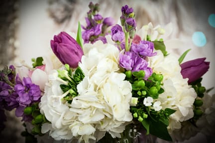 Flower arrangement Purple White BSL