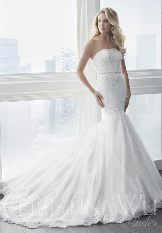 Choosing a Wedding Gown by BrideStLouis