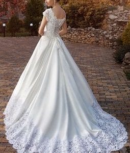 Winter Bride - BrideSTLouis.com